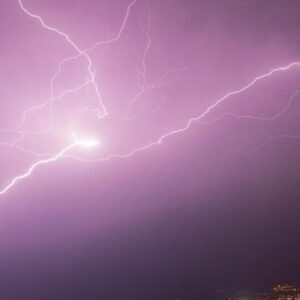 byd elektrikli otomobile uc kez yildirim carpti surucunun hayatta kalma nedeni ortaya cikti r7XQHByA