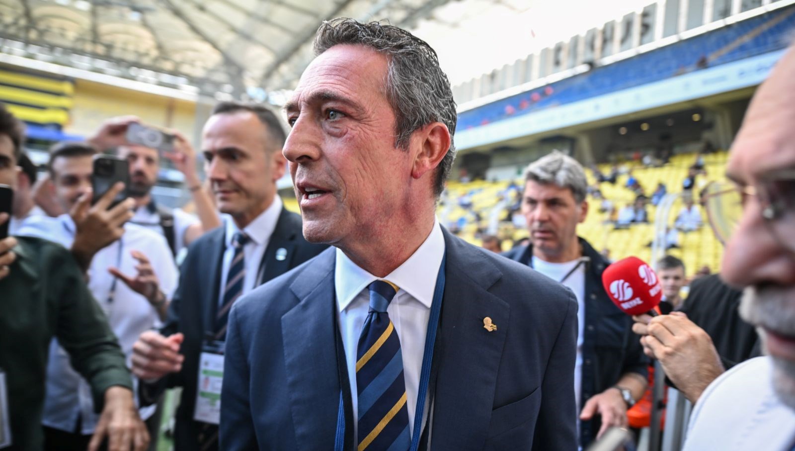 fenerbahcede 360 milyon tl tartismasi ali koctan aciklama aSVvI26x