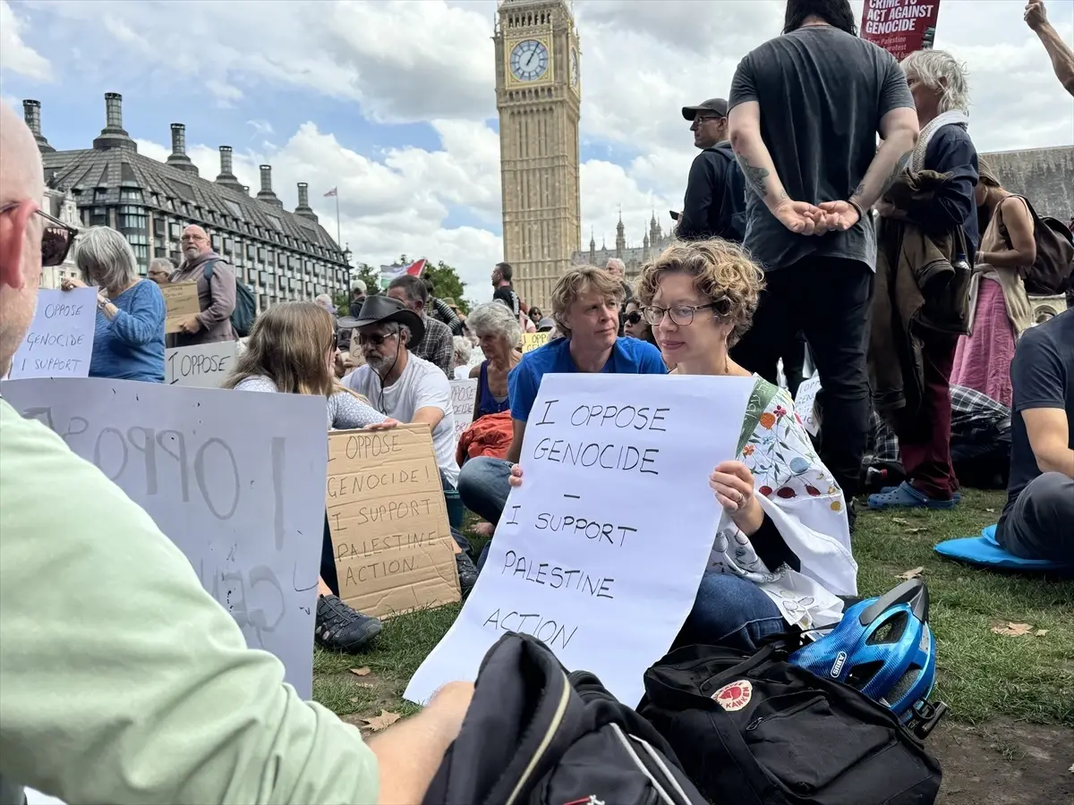 ingilterede palestine action eylemi 425 gozalti T9Jiha5I