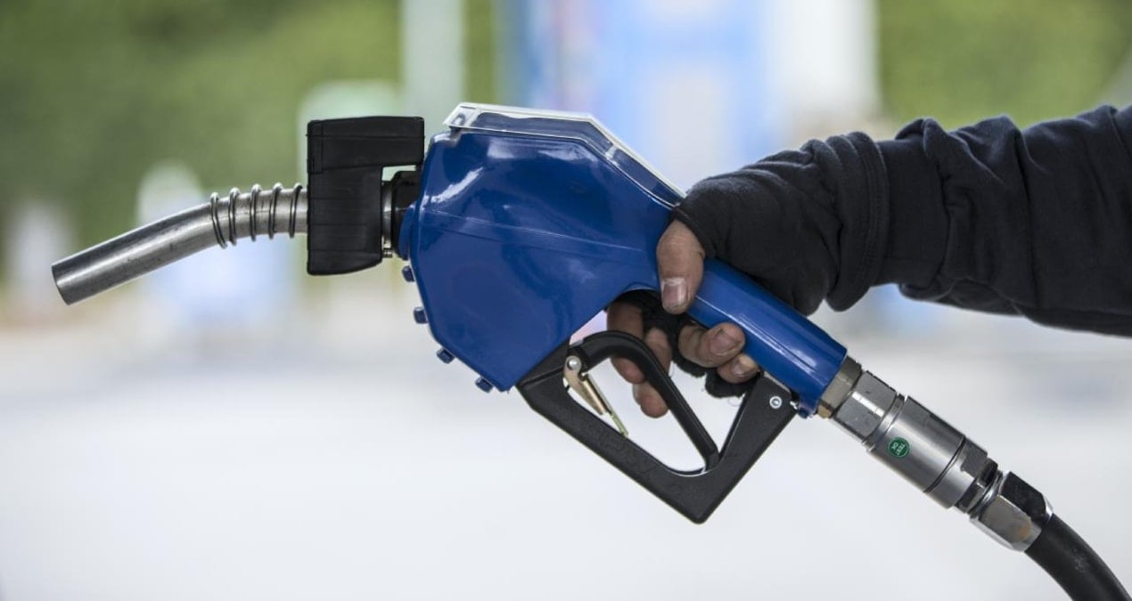 petrol fiyatlari yonunu yukari cevirdi gozler akaryakit fiyatlarinda LsAI56kR