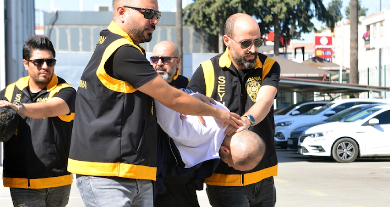 sokakta gorup oldurdu beni dovmustu dayanamadim dedi Gh3OjN6m