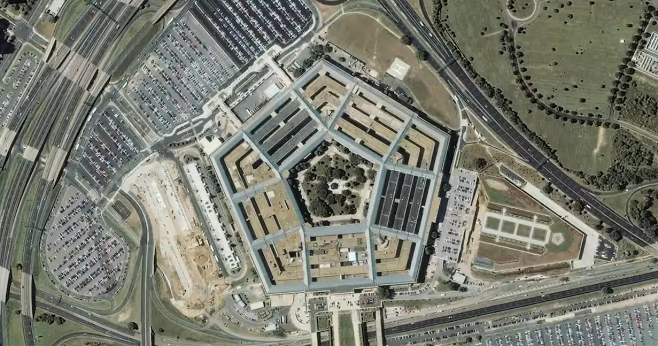 trump savunma bakanligini savas bakanligi yapiyor MVOTIBzS