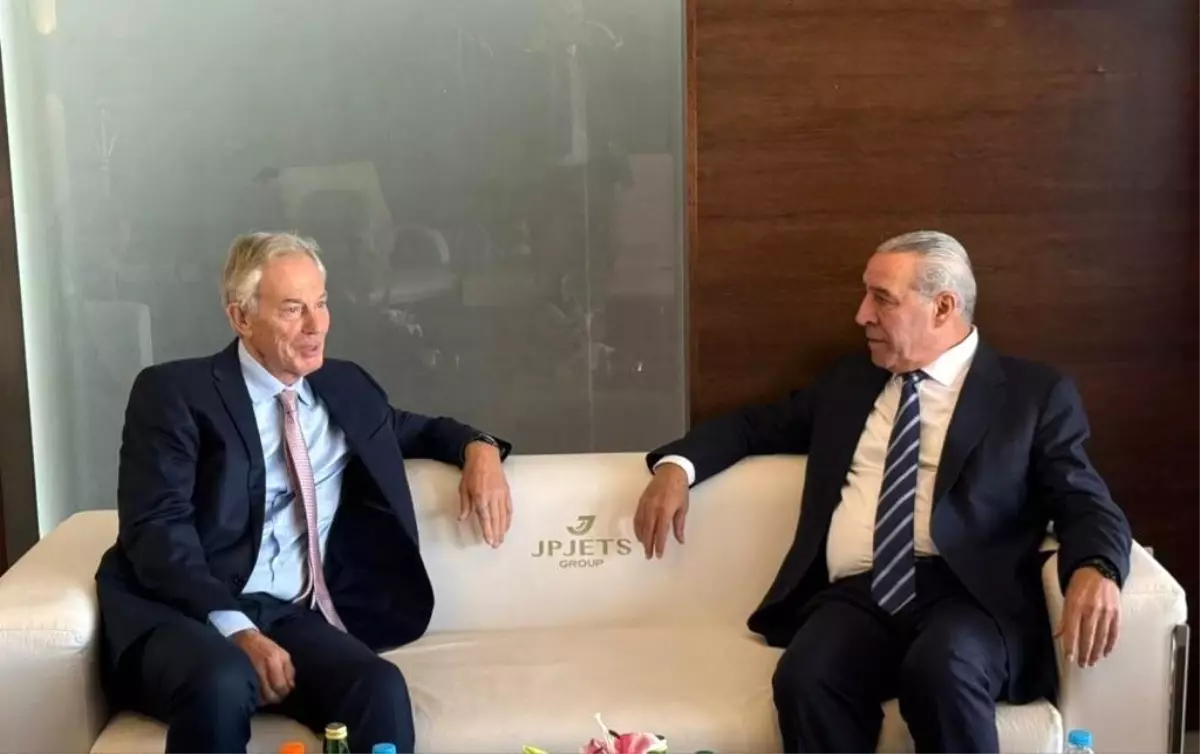 filistin devlet baskani yardimcisi al sheikh tony blair ile gazze planini gorustu E2mM2lJF.jpg