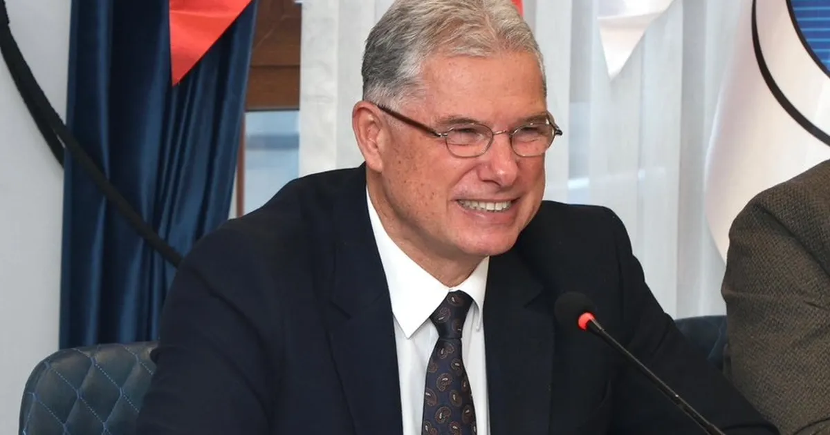 mudanya belediye baskani deniz dalgicin kapatilan hesabi yeniden acildi jTCL3Uef