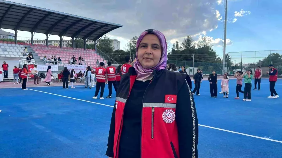 osmaniyede kiz cocuklari gulerse osmaniye guler etkinligi duzenlendi 8lCj3mnB