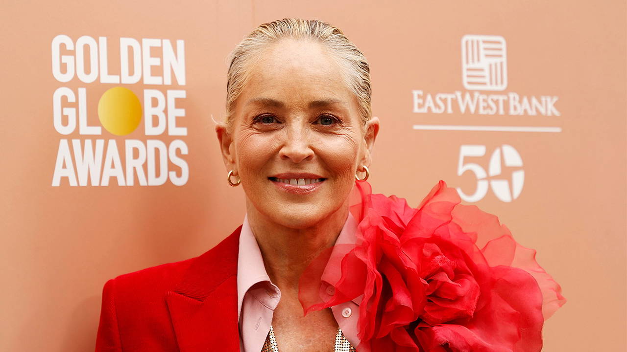 Sharon Stone’un Şaşırtan Aile Geçmişi: “Soyumuz İmparatora Dayanıyor Ama Yoksulluk İçinde Büyüdük”