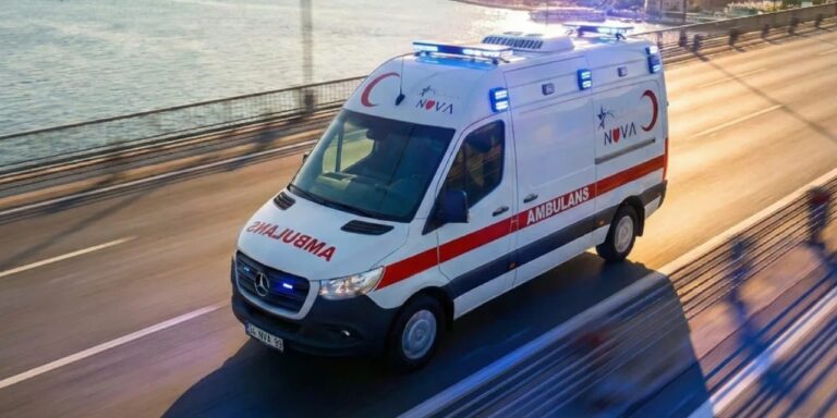 samsunda-3-yasindaki-cocuk-balkondan-dustu-5KDb1szA